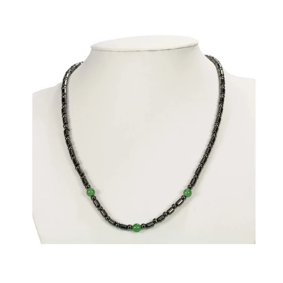 Hematit nyaklánc – Green aventurine, fekete-zöld gyöngyökkel
